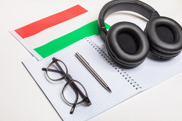 Learning foreign languages in Hungary with audio recordings and headphones