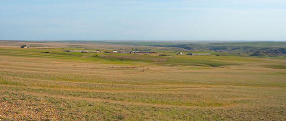 Obraz premium Kurty river and lake early spring view