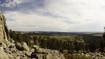 Landschaft rund um das Devils Tower National Monument in Wyoming
