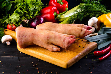 Raw pork legs, raw pork leg meat for cooking