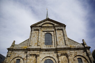 Fototapeta premium Gebäude auf der Insel Mont Saint Michel