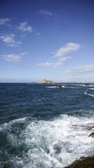 Felsige Küste vor St. Malo