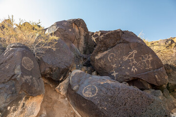 Fototapeta na wymiar Ancient Native American Rock Art in Petroglyph National Monument, Albuquerque, New Mexico