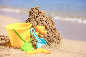 Fototapeta na wymiar Children's beach sand toys