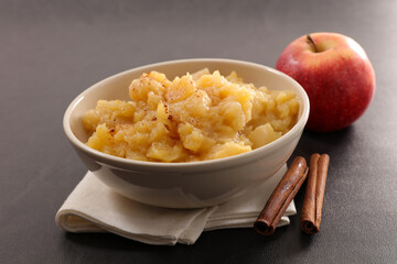 apple sauce with cinnamon spice