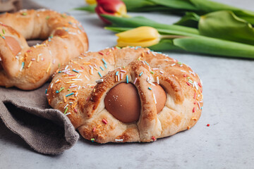Scarcella, a traditional Apulian pastry for Easter