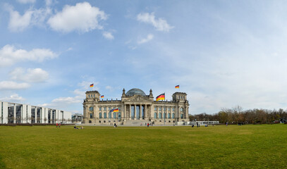 Reichstag bundestag bundesamt bundesrat berlin museumsinsel