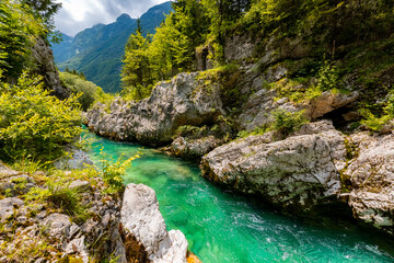 Soča Fluss Tal Slowenien Farbe grün klar Idyll türkis Smaradfluss Isonzo Julische Alpen Triglav...