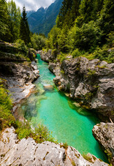Soča Fluss Tal Slowenien Farbe grün klar Idyll türkis Smaradfluss Isonzo Julische Alpen Triglav...