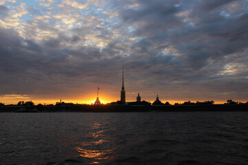 Naklejka premium Evening and sunset on Neva