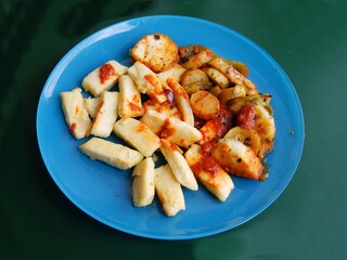 cheese noodles with meat and vegetables for lunch