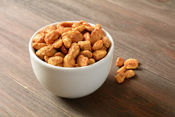 orzeszki ziemne w karmelu