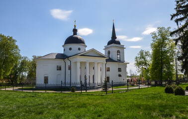Fototapeta na wymiar Church of Resurrection in Baturyn, Chernihiv region of Ukraine