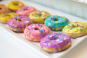 Donas de colores.