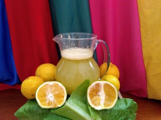 lemonade with lemon