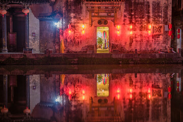 river in liyuan at night