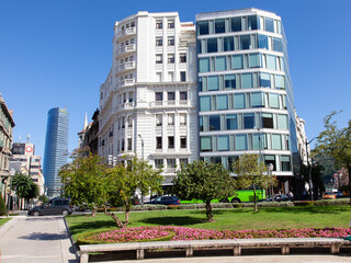 Fototapeta na wymiar Plaza Federico Moyua en Bilbao, Vizcaya, País Vasco.