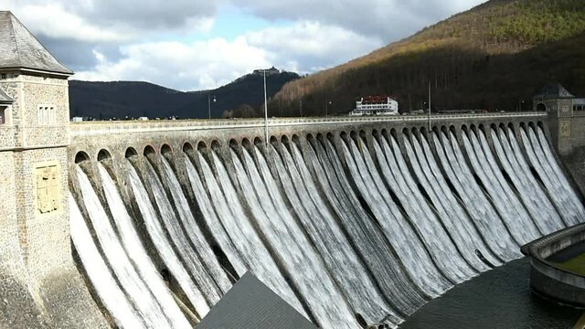 Edersee-Sperrmauer 