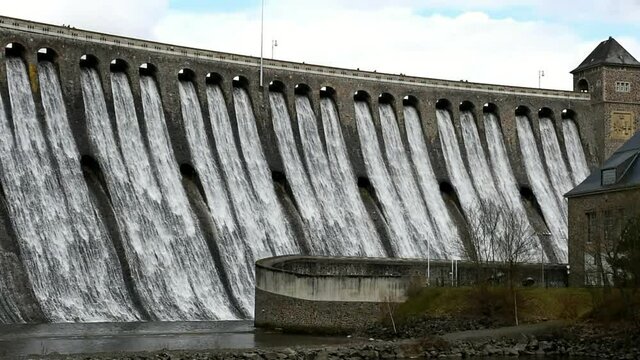 Edersee-Sperrmauer 