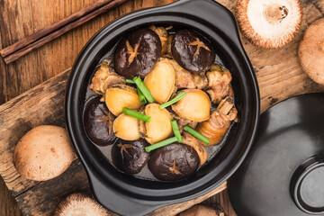 The secret abalone chicken pot, chicken delicious, abalone fresh,