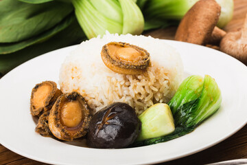 A delicious Abalone with rice