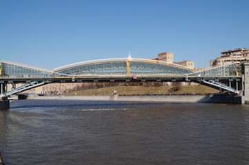 Obraz premium bridge over the river