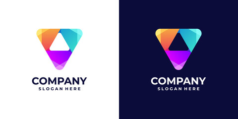 play logo gradient with triangle concepts