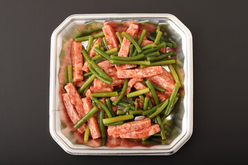 牛肉やわらか炒め用　にんにくの芽