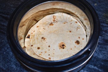 Indian Roti/chapati/fulka in a box