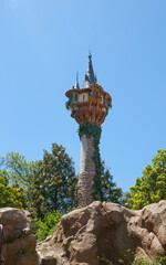 monument to the discoveries