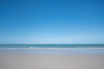 Fototapeta na wymiar Beautiful beach with white sand
