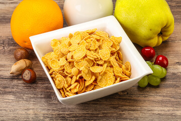 Breakfast with corn flakes and milk