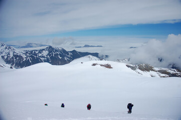Kazbek climbing: alpinists in bunch