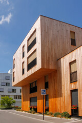 Immeuble moderne en bois à Paris