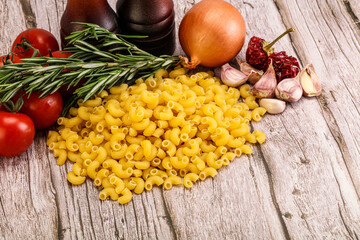 Raw Italian wheat pasta - Chifferi rigati