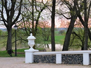 Fototapeta premium stone bridge in the park