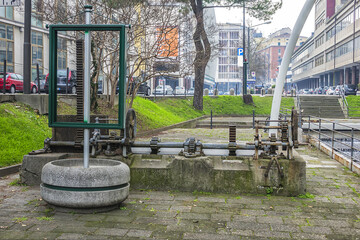View of Piovego canal and Porte Contarine. Porte Contarine, inspired by model of Leonardo da Vinci,...