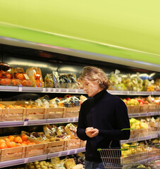 Man buying fruits at the market