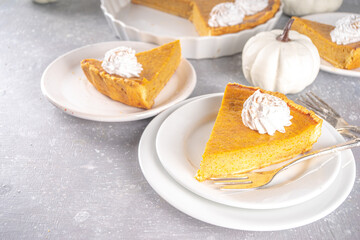 Traditional Autumn Pumpkin Pie