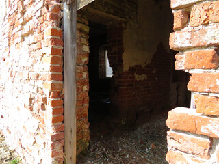 An old abandoned building on a sunny day.