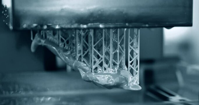 Stereolithography DPL 3d printer create detail and liquid drips