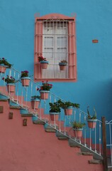 Colorida fachada en Guanajuato, México