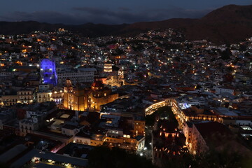 Obraz premium Guanajuato at evening
