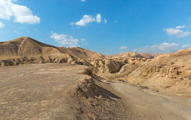 canyon of the OG riverbed at dawn