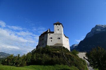 Fototapeta na wymiar beautiful old castle
