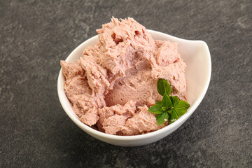 Liver pate in the bowl