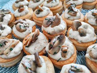 starter fresh mushroom cream and puff pastry,