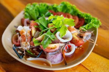 Spicy seafood salad