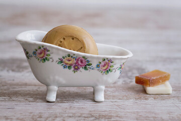 Vintage bathtub shaped soap dish  with soap bars