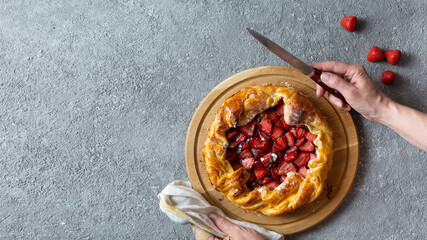 Opened strawberry pie.